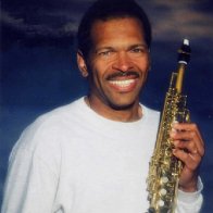 Tony Bolivar Band Frequenciis