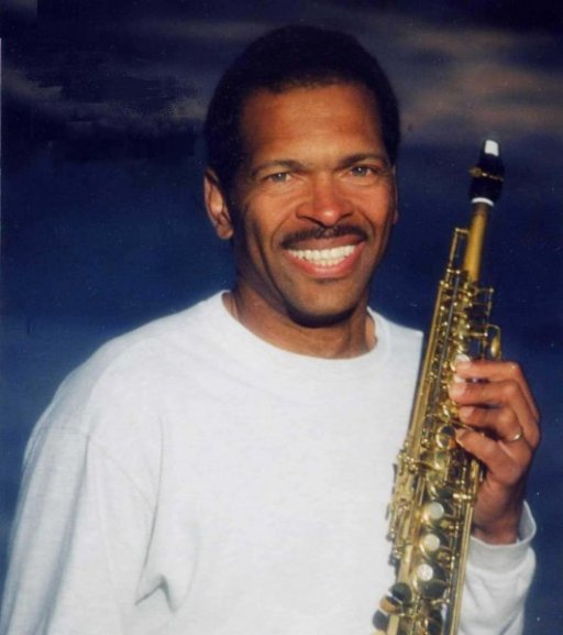 Tony Bolivar Band Frequenciis